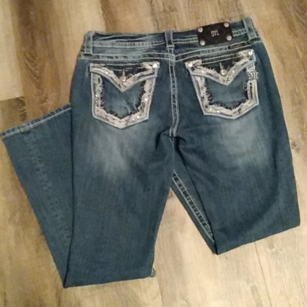 Miss Me Rhinestone Signature Boot Leg Jean Size 31